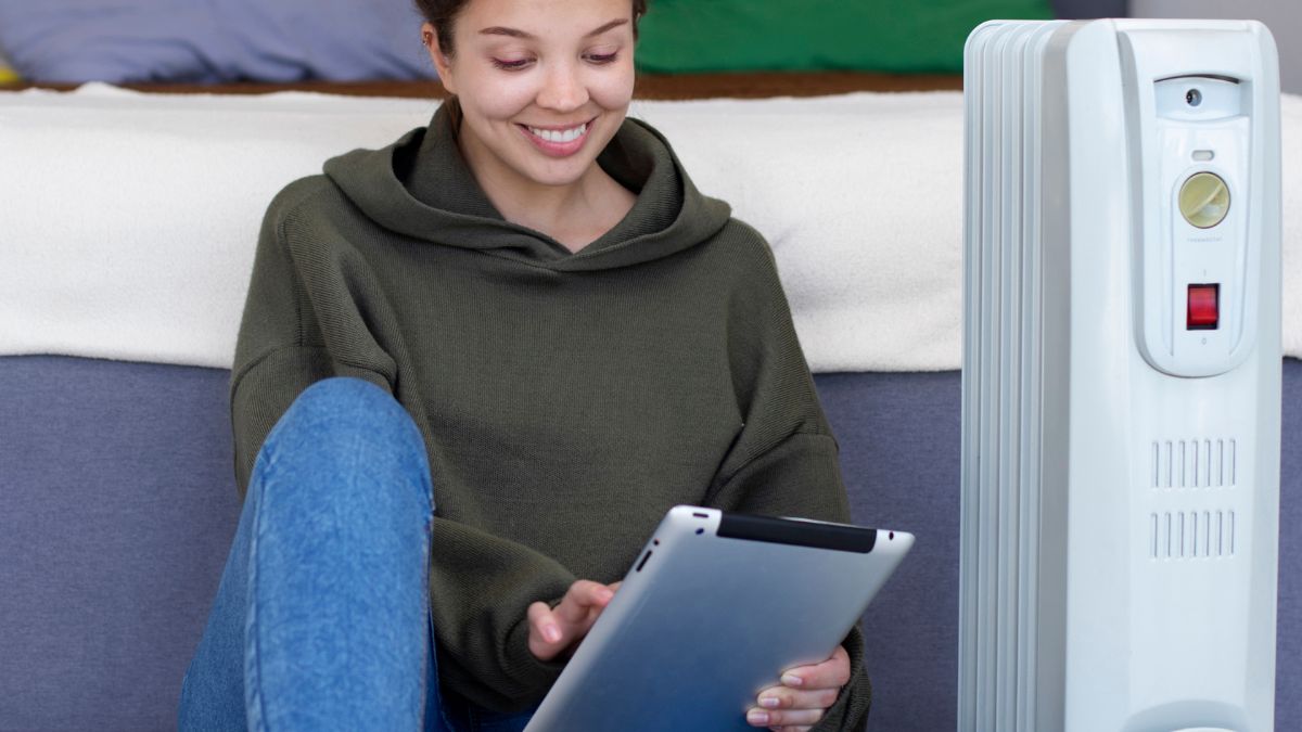 Portátil e fácil de usar, o climatizador não exige instalação e pode ser levado para diferentes cômodos da casa/Freepik