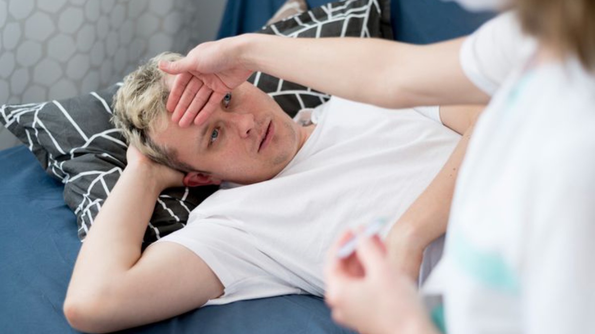 Transmitida pelo mosquito Aedes aegypti, a dengue provoca dor intensa no corpo e pode se agravar rapidamente, tornando a hidratação e o acompanhamento médico fundamentais nos primeiros sinais