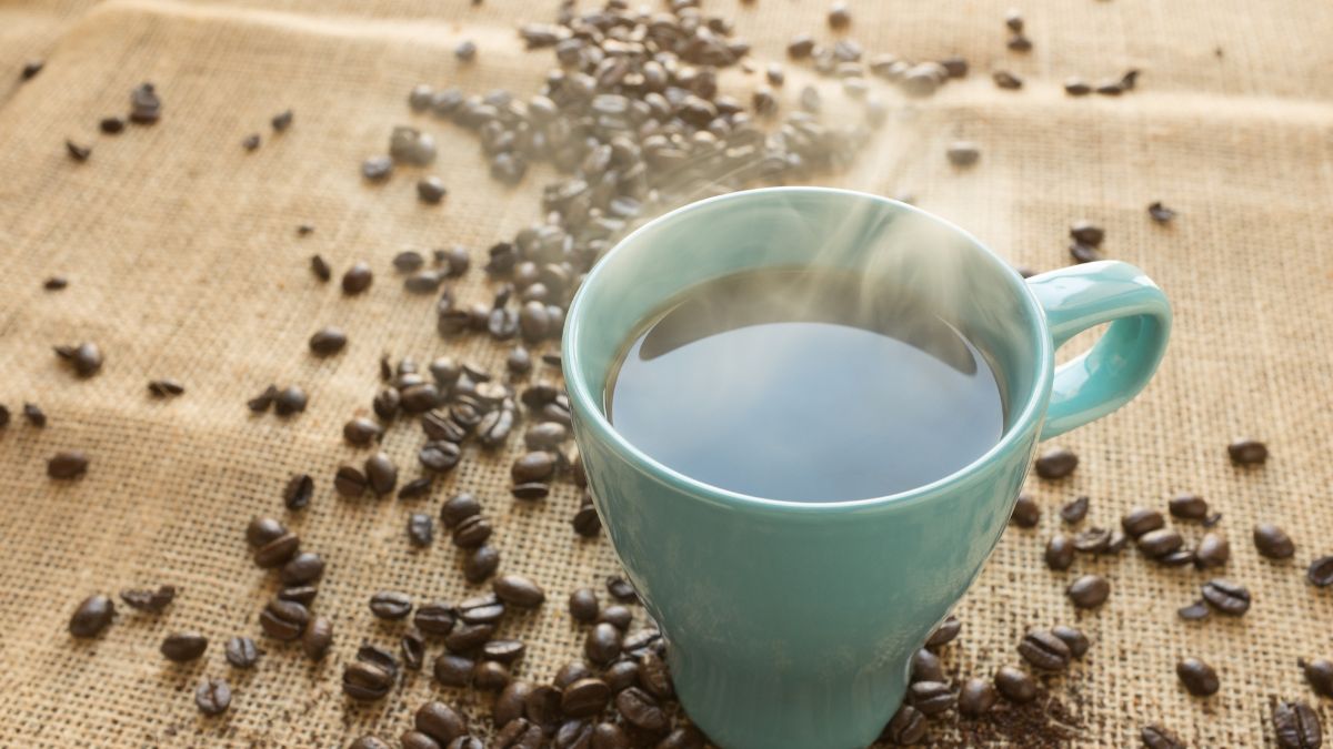 A cafeína estimula o sistema nervoso central e melhora o estado de alerta / Pixabay