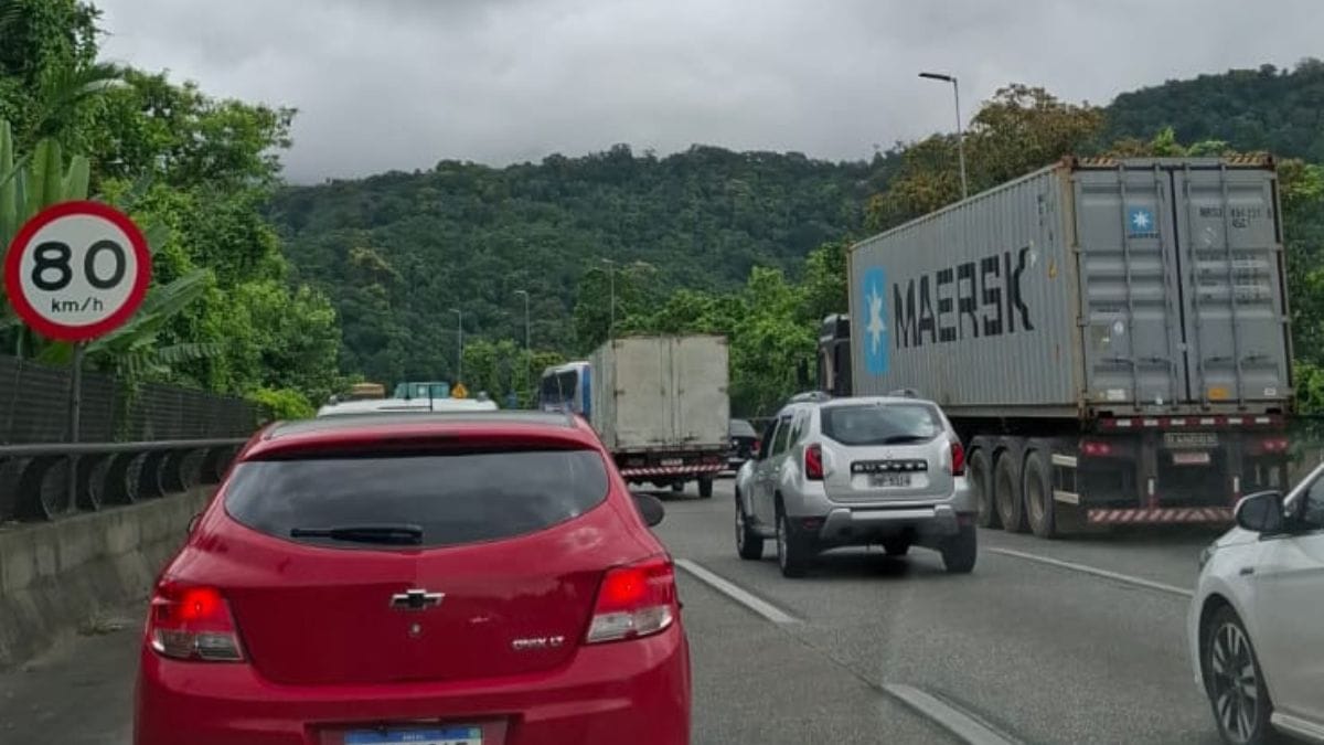 Serviços de manutenção contemplam recuperação de pavimento, barreiras de concreto e sinalização vertical e horizontal/Alexandre Bueno/DL
