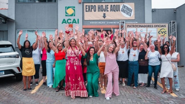 São mais de 100 expositoras com diversos segmentos e serviços ao público