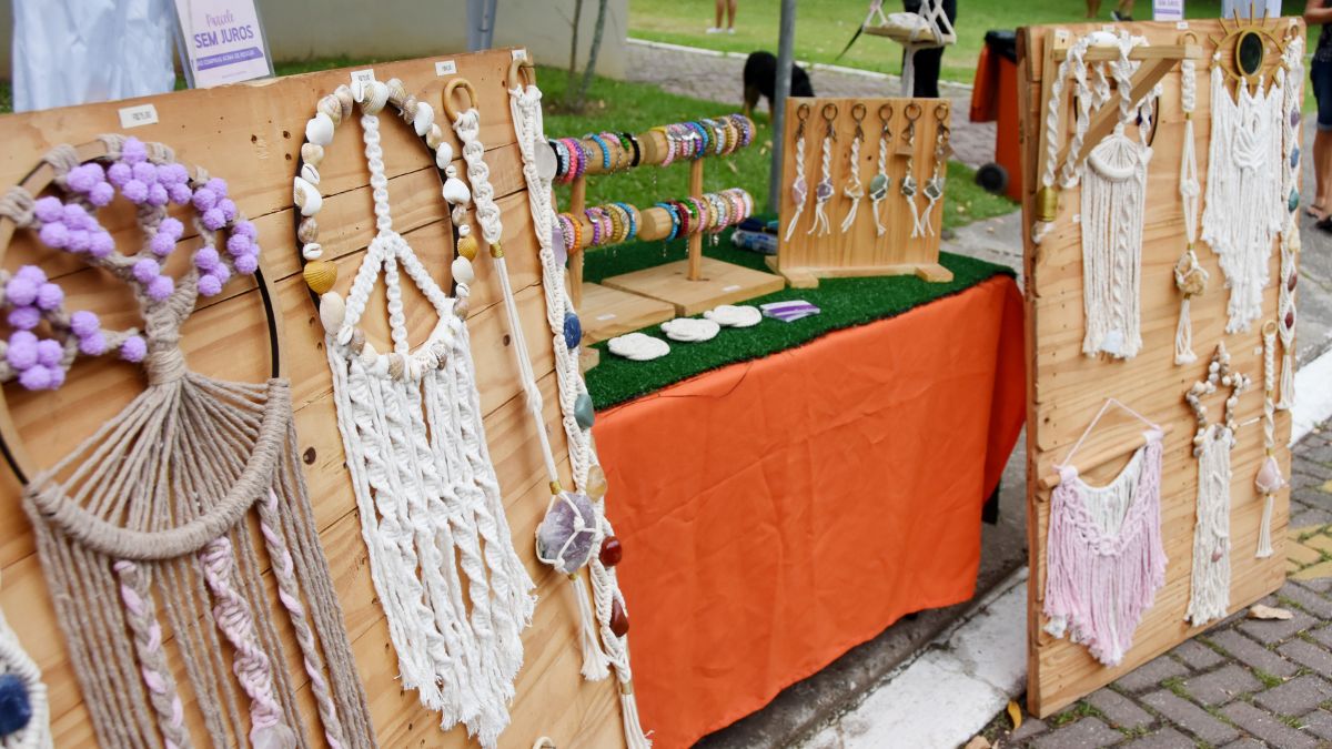 A Feira de Artesanato Itinerante será realizada neste domingo (22) em Praia Grande