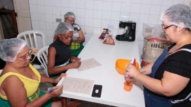 O Fundo Social de Solidariedade de Santos possui curso para aprender a fazer cookies artesanais