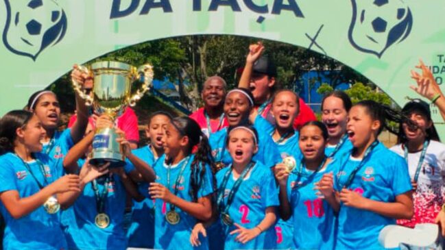 Categorias sub-13 e sub-17 conquistaram Taça Cidade de SP e Campeonato Estadual em 2025; atleta foi artilheira da competição