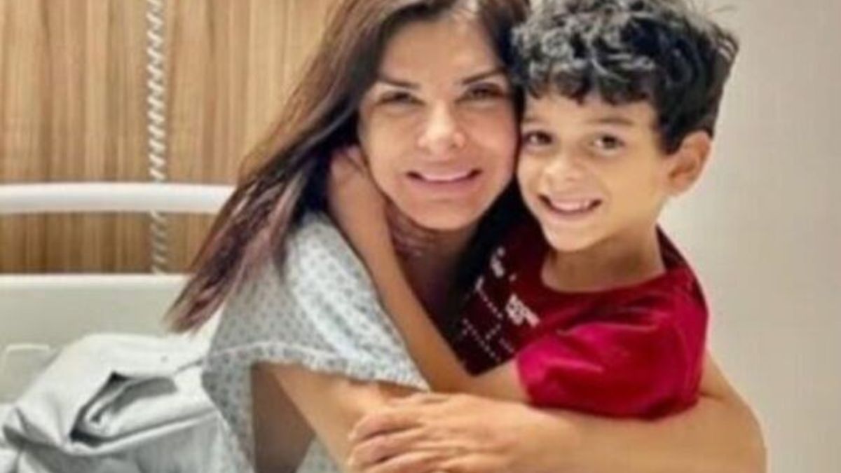 Comunicado confirma transferência para o quarto no Hospital Nove de Julho; compromissos profissionais da artista foram cancelados.