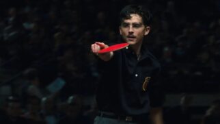 Timothée Chalamet em cena de 'Marty Supreme'