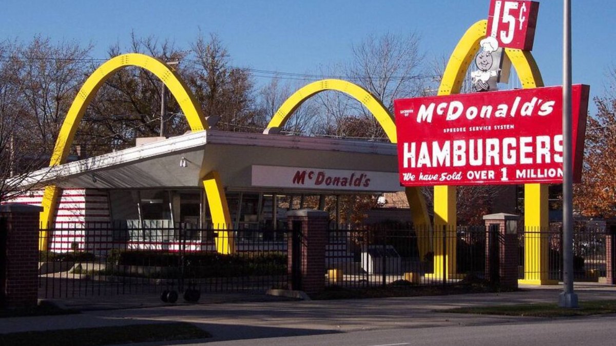 Entenda como os irmãos McDonald perderam o império que ajudaram a construir Wikimedia Commons/Bruce Marlin