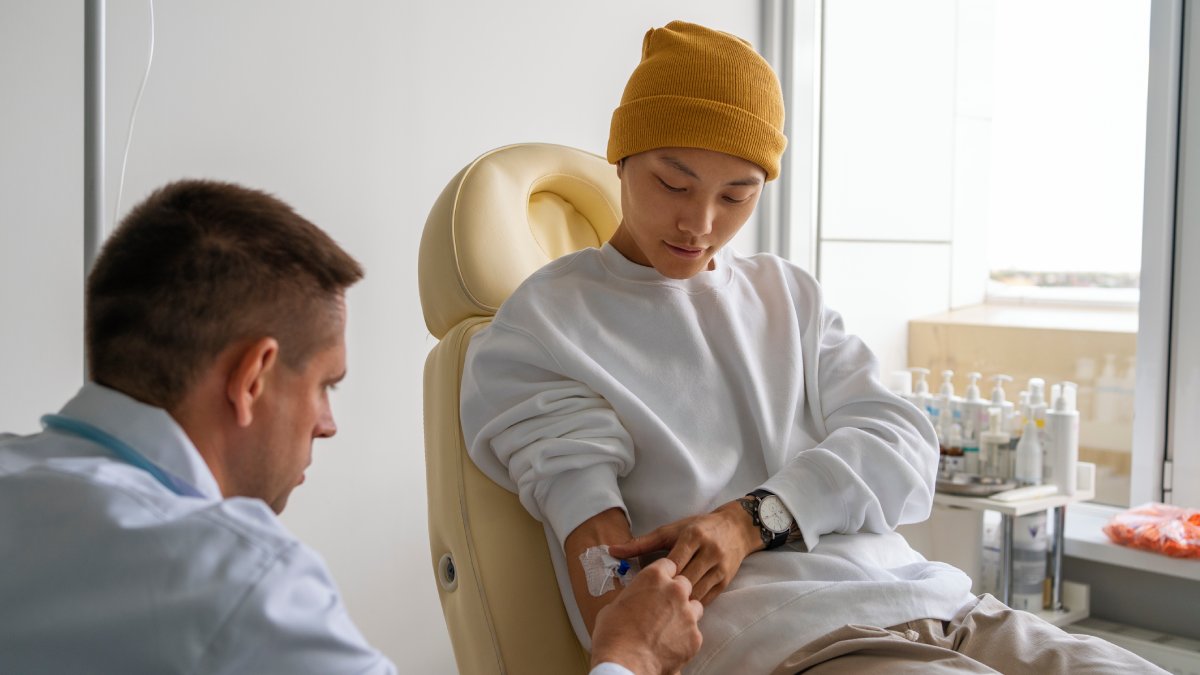 Avanço em laboratório reacende debate sobre segurança e doses em humanos