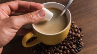 Café solúvel não precisa ser só uma solução rpática, ele ambém pode ser delicioso