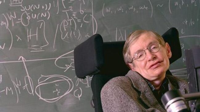 O físico britânico Stephen Hawking alertou que a Terra pode se tornar inabitável até 2600 e defendeu a colonização espacial como alternativa para garantir a sobrevivência humana