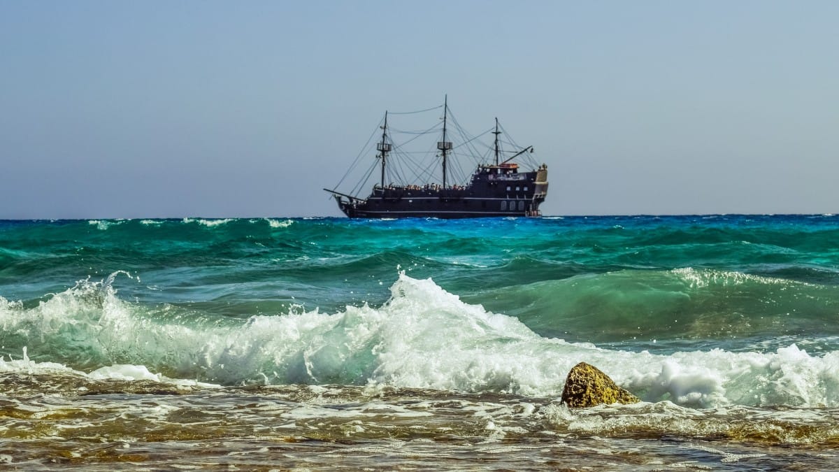 Relatos afirmam que o navio teria sido teleportado, mas nunca houve comprovação oficial / Pixabay