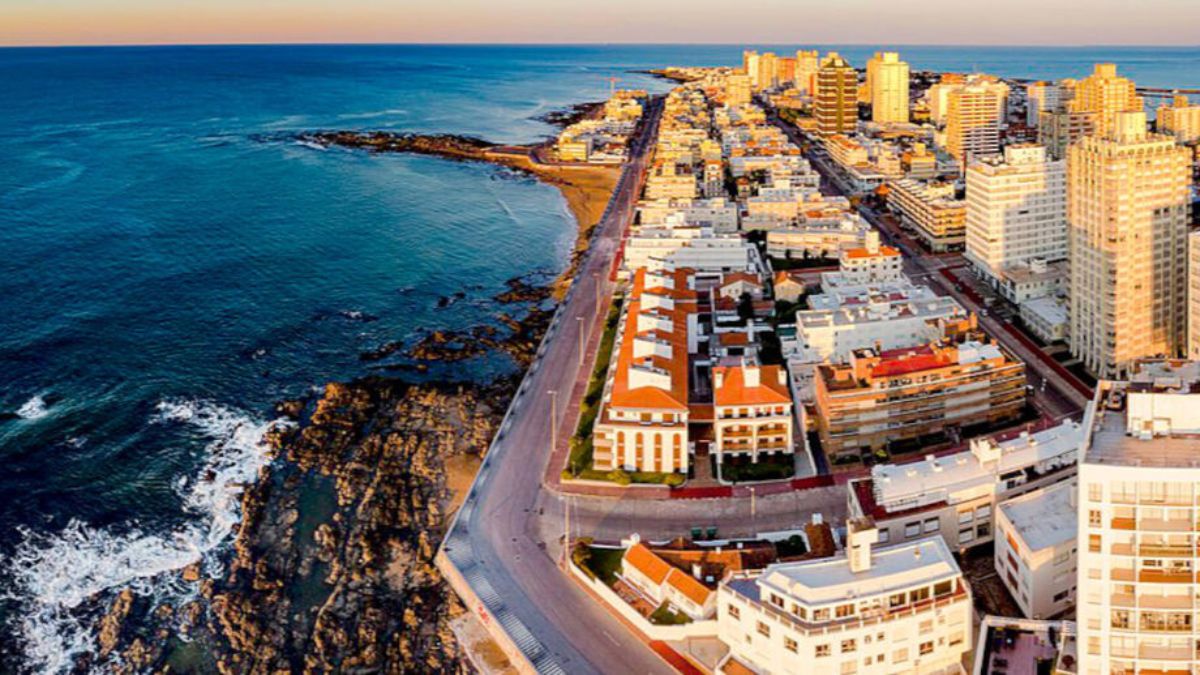 Descubra o charme do Uruguai, onde a história colonial encontra praias deslumbrantes e a facilidade de viajar sem passaporte