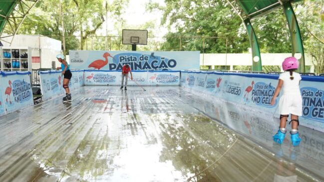A pista de patinação no gelo de Cubatão segue funcionando até o dia 21 de fevereiro