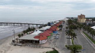 A Plataforma de Pesca de Mongaguá é uma das maiores da América Latina