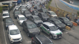 Os motoristas que vão optar por Guarujá/Santos esperam 55 minutos