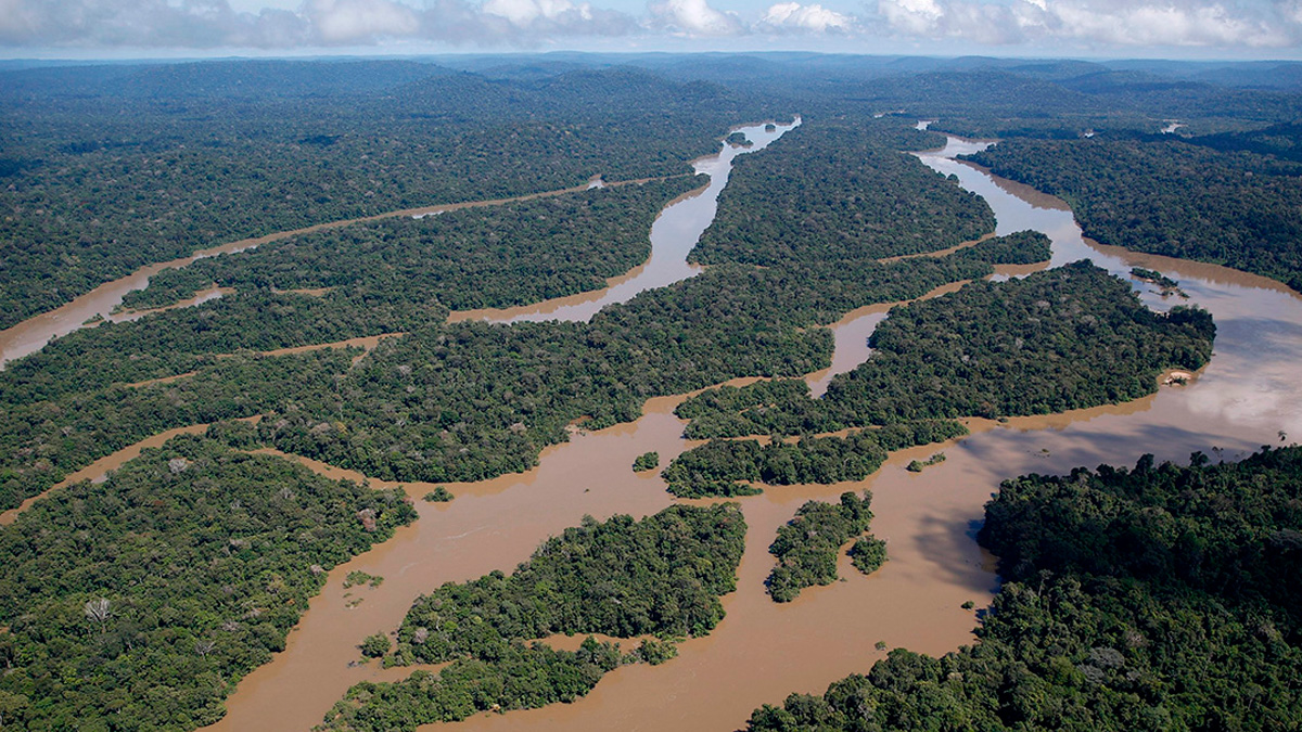 Apesar de ser um dos principais símbolos naturais do Brasil, o Rio Amazonas não tem sua nascente em território brasileiro.