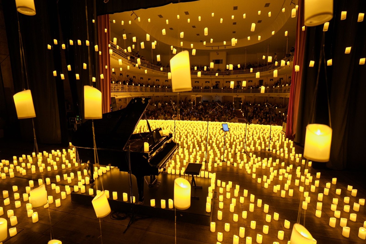 A apresentação acontece no dia 27 de fevereiro, com abertura do teatro às 20h e início do concerto às 21h