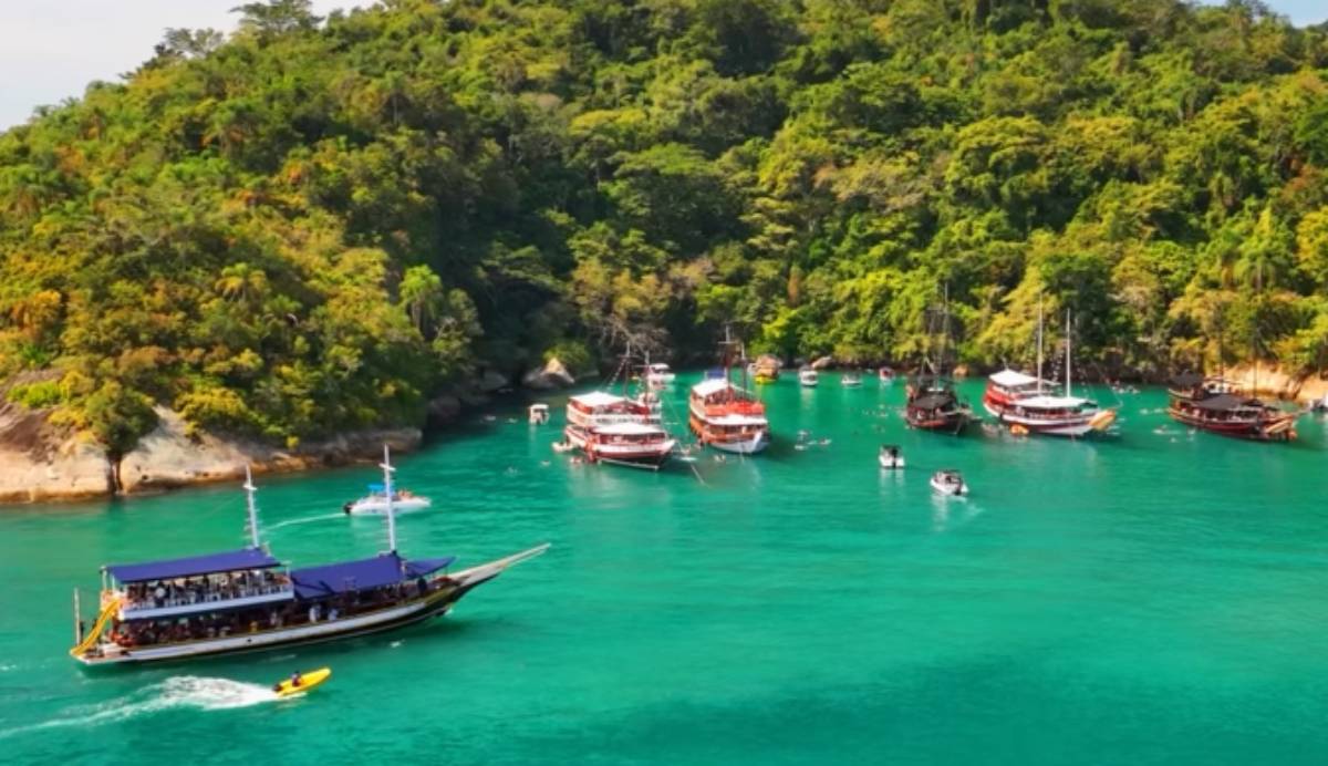 O título faz sentido logo no primeiro mergulho