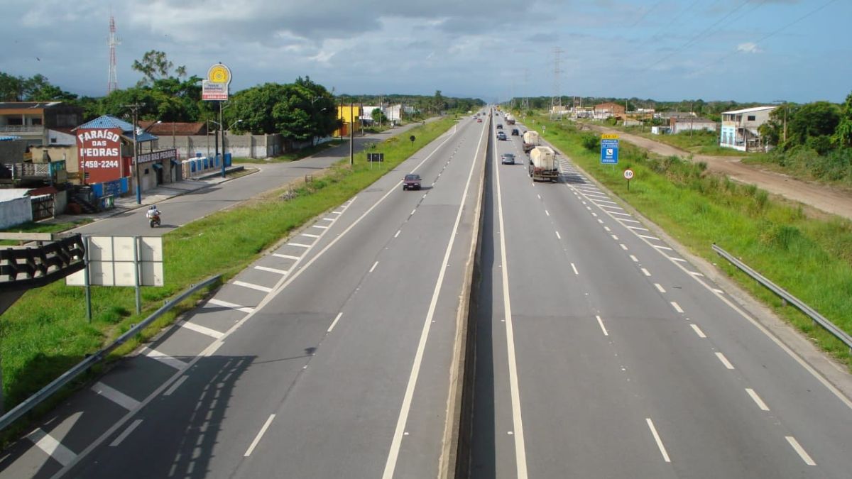 Mais de 1,4 milhão de veículos devem circular pelas rodovias da Baixada Santista