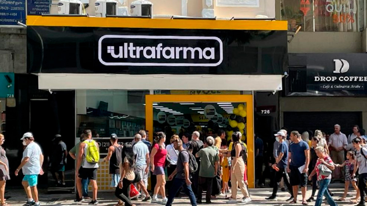 O novo modelo da rede foi inspirado em conversas entre Sidney Oliveira e Luiza Trajano, presidente do Magazine Luiza. Divulgação/Ultrafarma