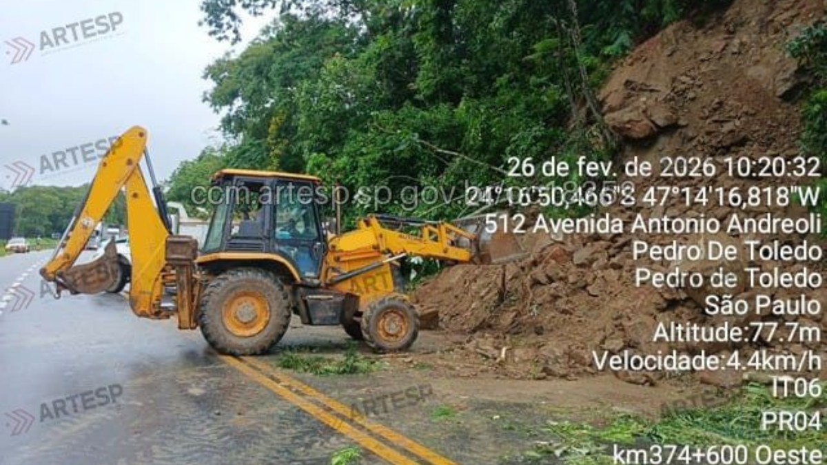 O deslizamento foi causado pelo alto volume de chuvas registrado nos últimos dias / Divulgação/Artesp