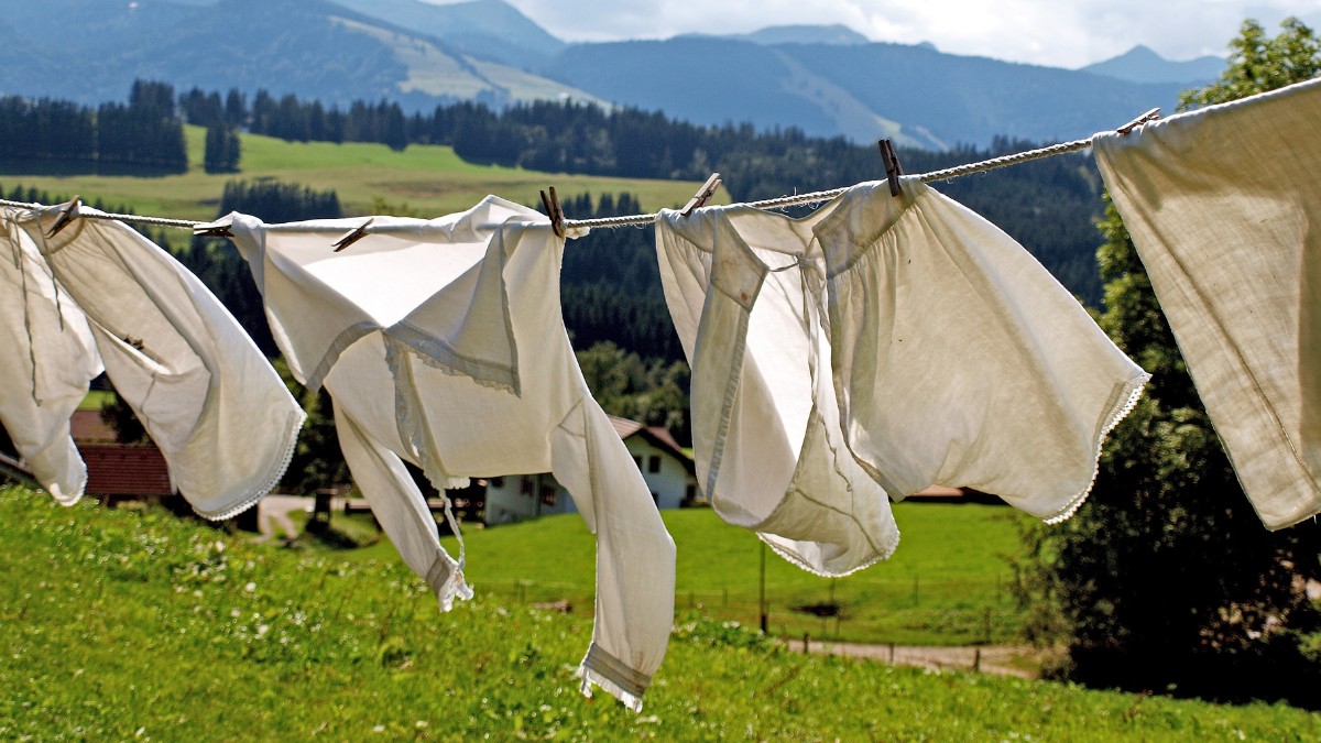 A ventilação é tão importante quanto o sol: o ar circulando evita mofo e mau cheiro / Pixabay