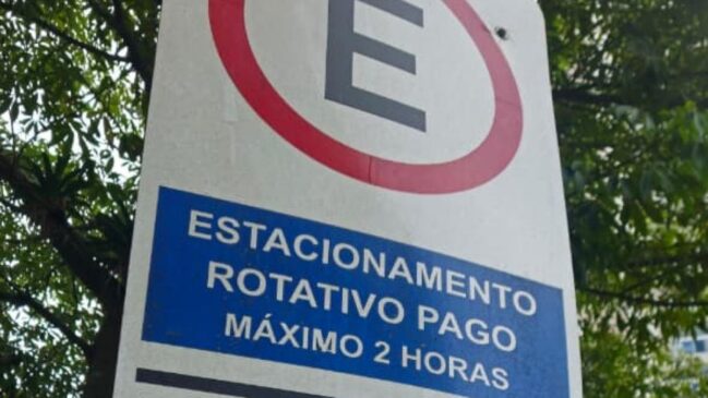 A Zona Azul Santos passou por um reajuste que passa a valer a partir desta quinta-feira (26)