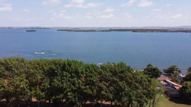 A cerca de 445 quilômetros da capital, Miguelópolis se tornou um destino conhecido por suas paisagens