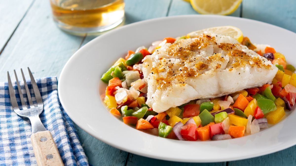 Com a chegada da Semana Santa, o preço do bacalhau costuma pesar no bolso.