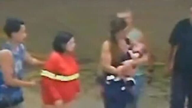 Um bebê de dois meses foi salvo após se engasgar em São Vicente