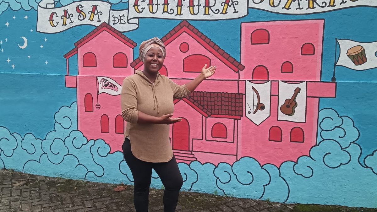 Entre as atividades estão ballet, breaking, danças e ritmos, teatro, percussão e outras