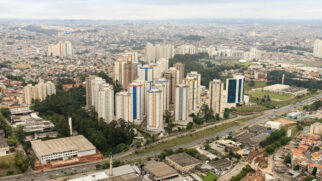 Em escala global, a densidade de Taboão da Serra impressiona ao superar cidades europeias inteiras