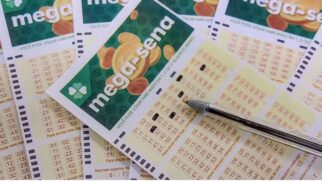 Segundo o advogado do idoso, o apostador pagou R$ 20 pela cota do bolão que foi premiado com mais de R$ 200 milhões