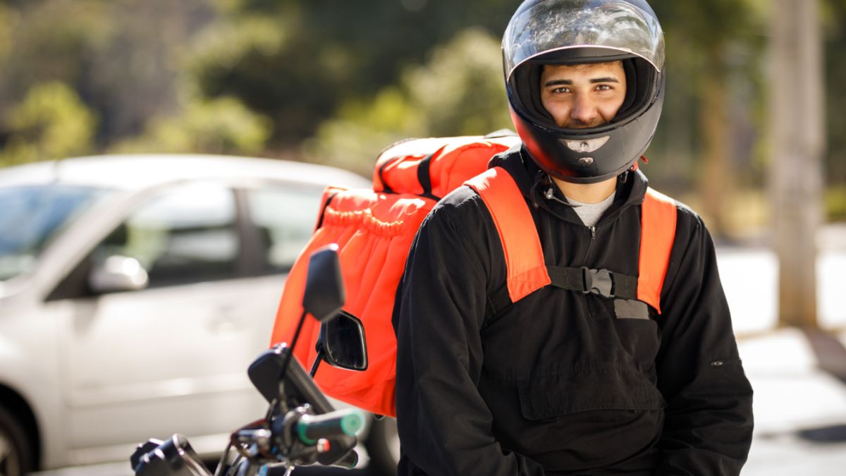 Decisão do Ministério do Trabalho acende alerta para motoristas de plataforma e empresas de delivery