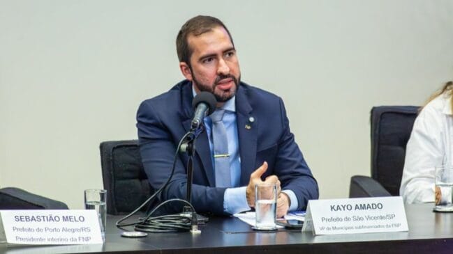 Kayo Amado lidera discussão junto ao Congresso sobre subfinanciamento de municípios brasileiros