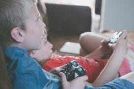 A criação da legislação é resultado de um acúmulo de debates sobre a exposição de crianças na internet