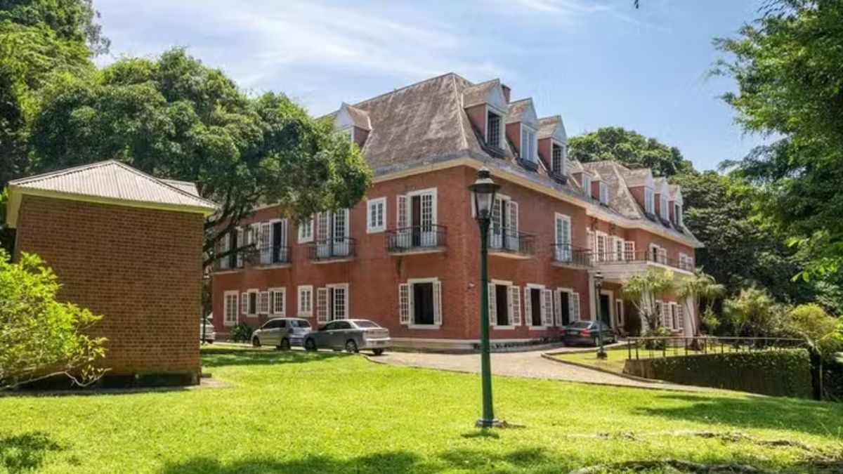 Mansão no Jardim Pernambuco foi anunciada por cerca de R$ 220 milhões /Reprodução