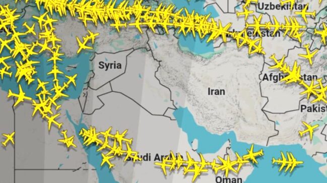O espaço aéreo regional foi fechado após ataques dos Estados Unidos e de Israel