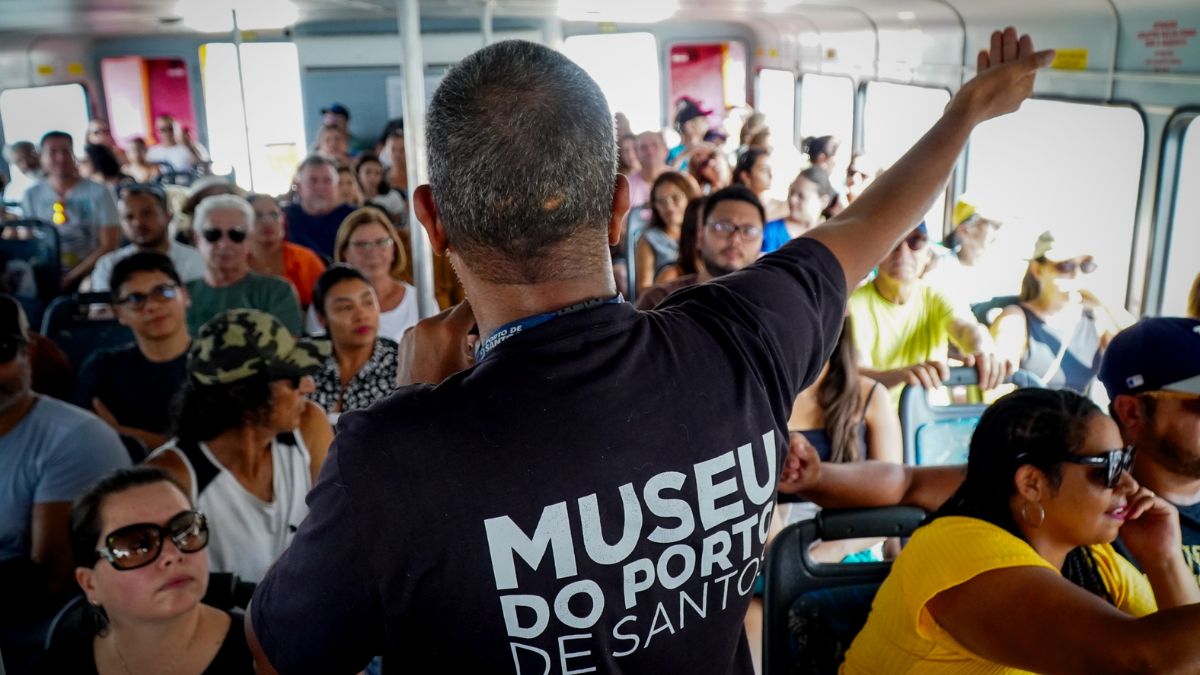 O Museu do Porto de Santos realizará uma edição especial do passeio embarcado voltado às mulheres