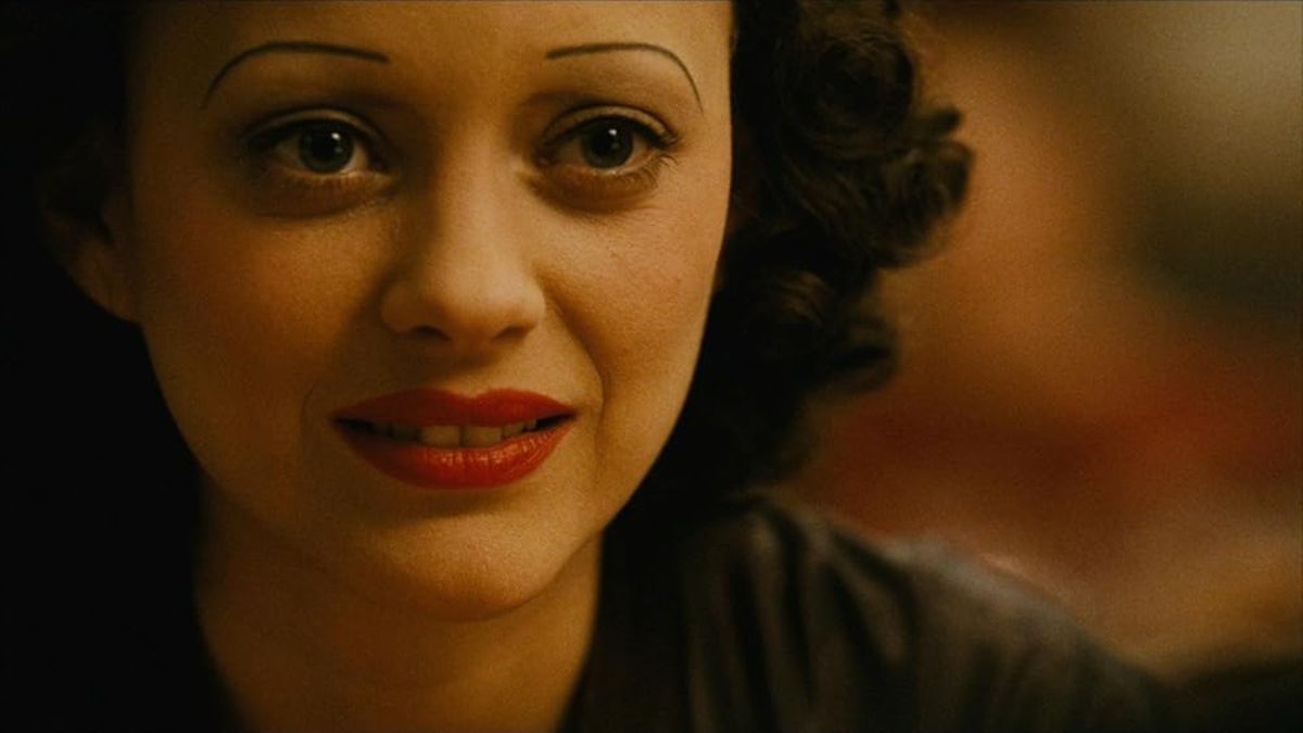 A francesa Marion Cotillard venceu por seu trabalho como Édith Piaf em 'Piaf - Um Hino ao Amor' (Divulgação)