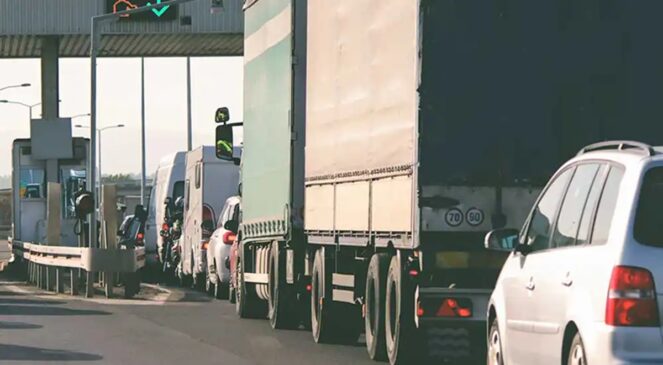 Caminhoneiros autônomos, taxistas, mototaxistas e motofretistas e motoristas de aplicativo podem se beneficiar com nova lei
