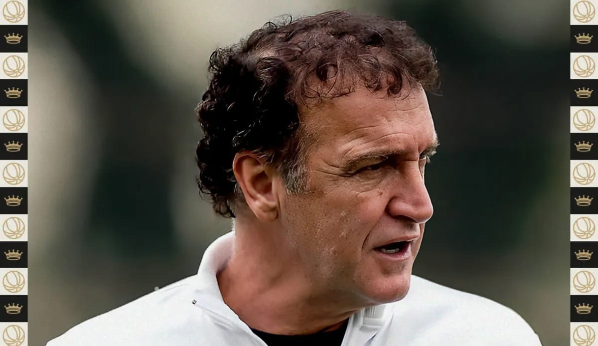 Hoje, ao ver Cuca gesticulando na área técnica, o torcedor mais antigo recorda o meia habilidoso que honrou a 10