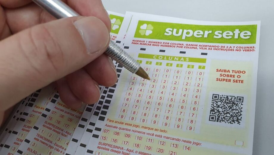 Confira os números sorteados no concurso 823 do Super Sete: 6-7-5-6-1-4-4 / Divulgação