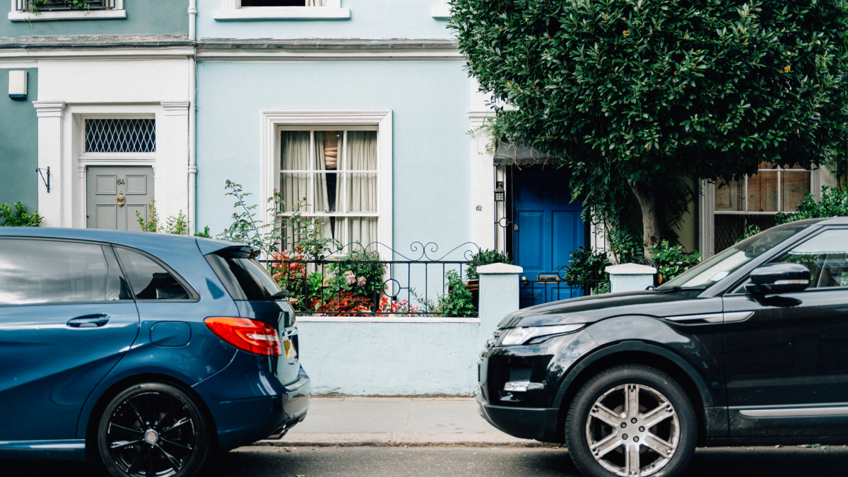 A legislação determina que as regras de circulação e estacionamento valem para todos os condutores