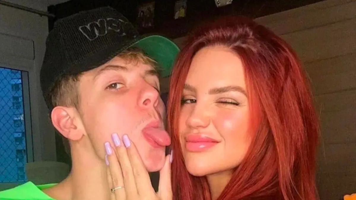 Vivi Wanderley afirmou ter vivido um romance abusivo com Juliano Floss