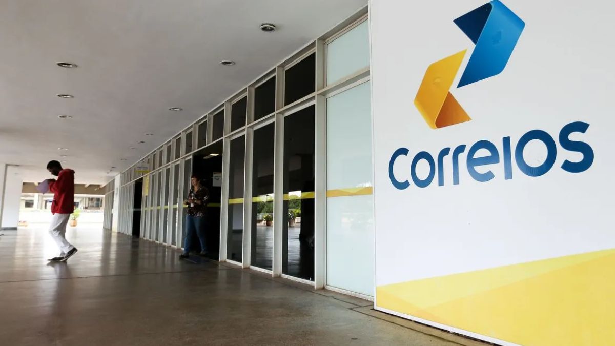 No último dia 18 de dezembro, o presidente Luiz Inácio Lula da Silva afirmou em Brasília, que não vai privatizar os Correios enquanto estiver no cargo da presidência (Marcelo Camargo/Agência Brasil)
