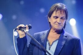 Figura central da música brasileira há mais de seis décadas, Roberto Carlos chega aos 85 anos mantendo uma presença que atravessa gerações e segue mobilizando grandes públicos dentro e fora do País