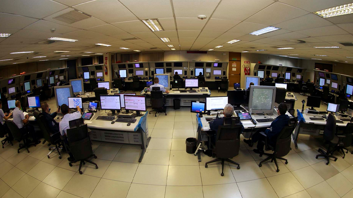 O centro regional desempenha papel fundamental na aviação brasileira.