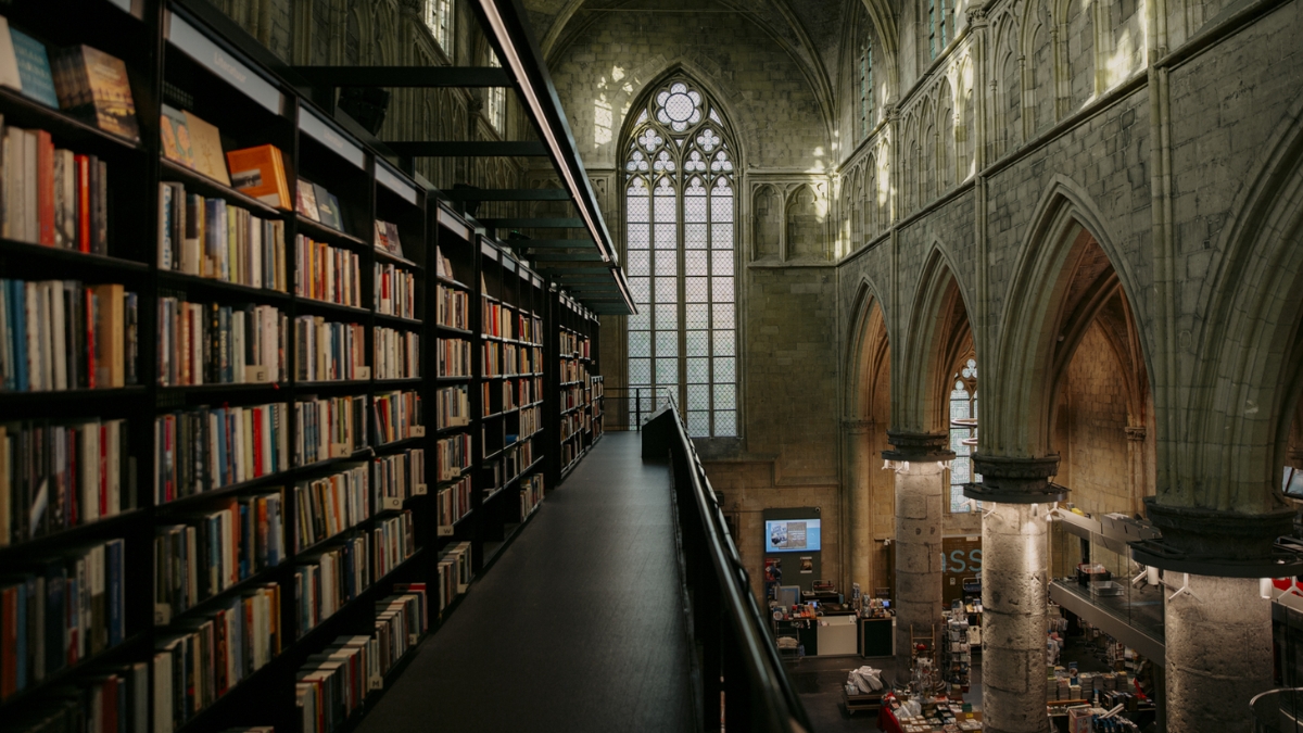 Em 2025, a livraria holandesa foi eleita a mais bonita do mundo pela fundação internacional 1000 Libraries, reunindo mais de 200 mil votos