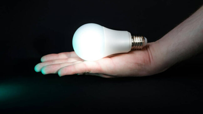 As lâmpadas leds tradicionais podem não estar cumprindo a promessa de gastar menos energia